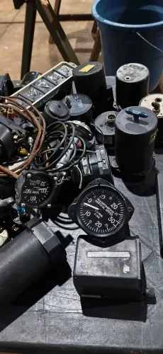 Equipamentos para avião e helicóptero ?