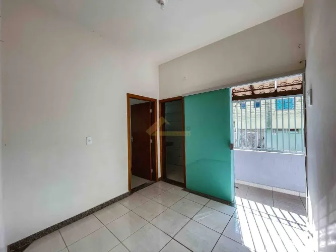 Casa para aluguel, 3 quartos, 1 vaga, Catalão - Divinópolis/MG