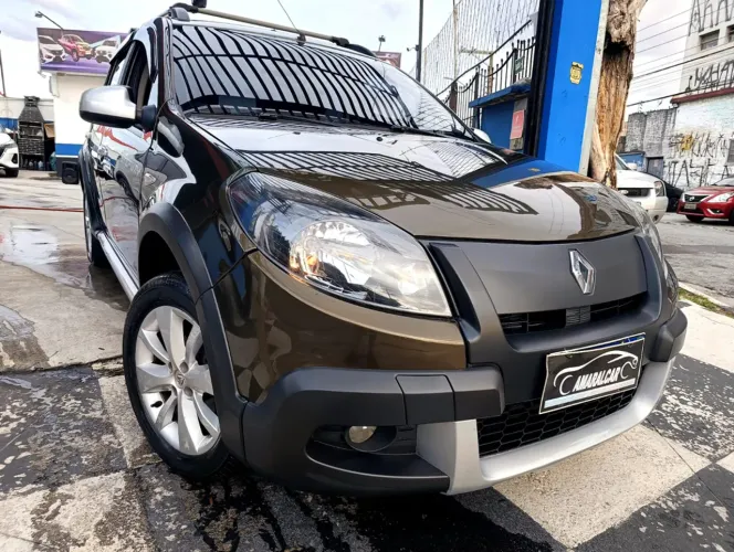 Renault Sandero Stepway Hi-flex 1.6 16V 5P Aut. 2013