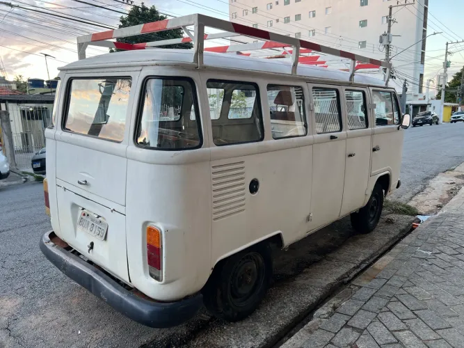 Volkswagen Kombi Standard/ Luxo/ Serie Prata 1995