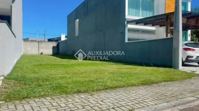 Terreno em condomínio fechado no Uberaba