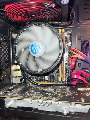 i5-7400 + H110 + Air Cooler