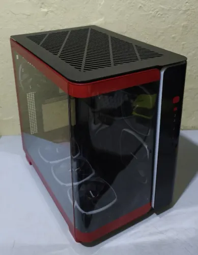 Gabinete Montech King 95 Pro