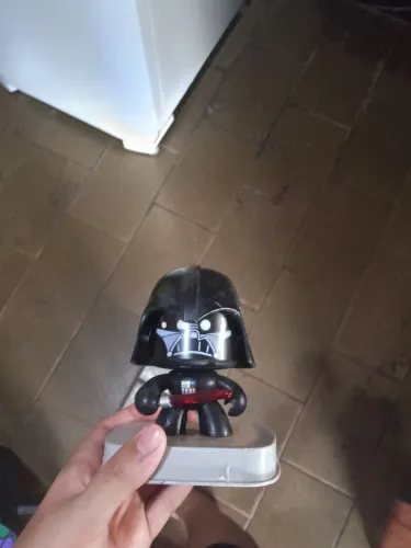 Boneco do darth Vader colecionável em perfeito estado