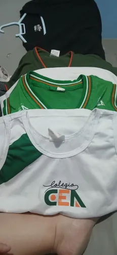 Vende-se fardamento