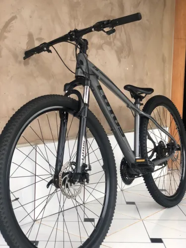 Bicicleta lotus no precinho