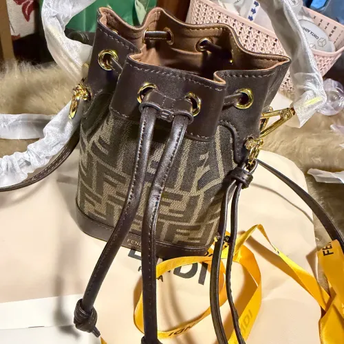 Bolsa Fendi Bucket linha Premium Master