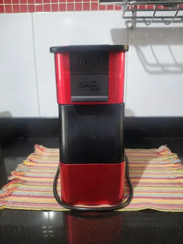 Cafeteira 3 corações pop plus vermelha
