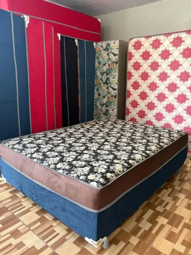 Cama box de mola super confortável entrega grátis ?