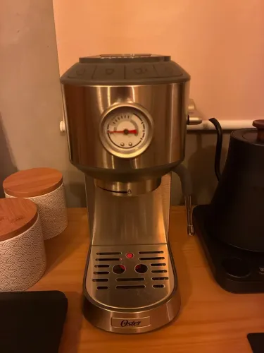 Cafeteira Oster Perfect Brew Compact - Completa + Kit de Barista!