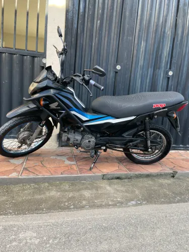 VENDE SE 