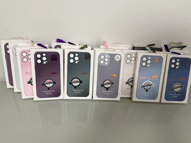 CAPINHAS Iphone 11 ao 15 Pro Max - Titanium Magsafe