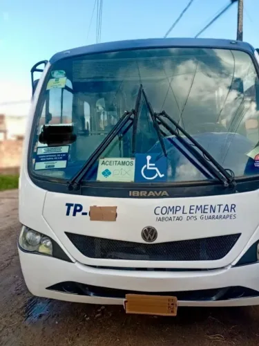 Vendo Micro-ônibus 2012