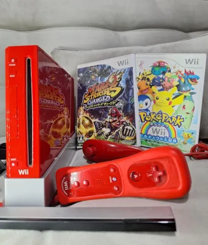 NIntendo Wii Edition 25th Red