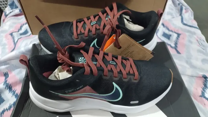 Tênis Nike feminino 37
