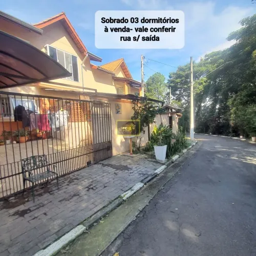 Sobrado com 03 dormitórios para venda na Vila Sônia