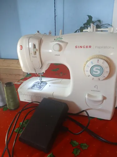Vende_se maquina de costura