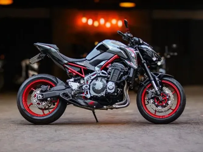 KAWASAKI Z 900 900 cc 
