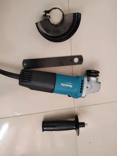 Lixadeira Makita Nova Entrega gratis 