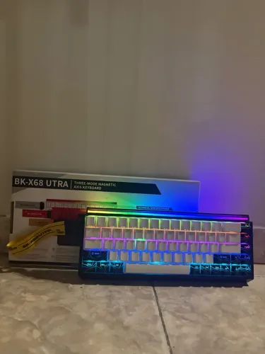 Fire Phoenix BK X68 Ultra, Teclado Magnético e Tri-Mode