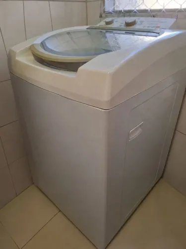 Máquina de lavar roupas Brastemp 11kg modelo BWJ11AB 