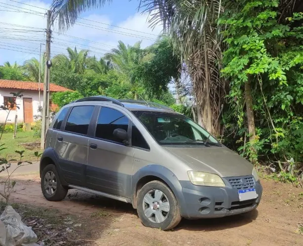 Fiat Idea Adv./ Adv.lock.dualogic 1.8 Flex 5P 2010