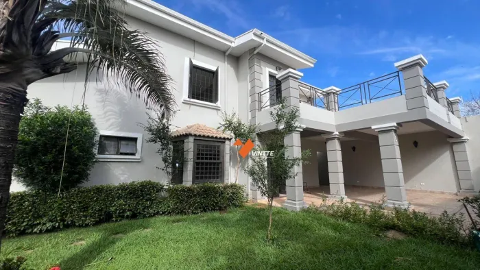 Casa com 4 dormitórios à venda, 439 m² por R$ 1.150.000,00 - Parque Furquim - Presidente P