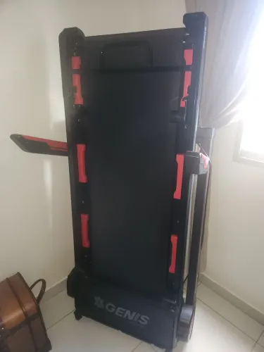 Esteira genis fitness 