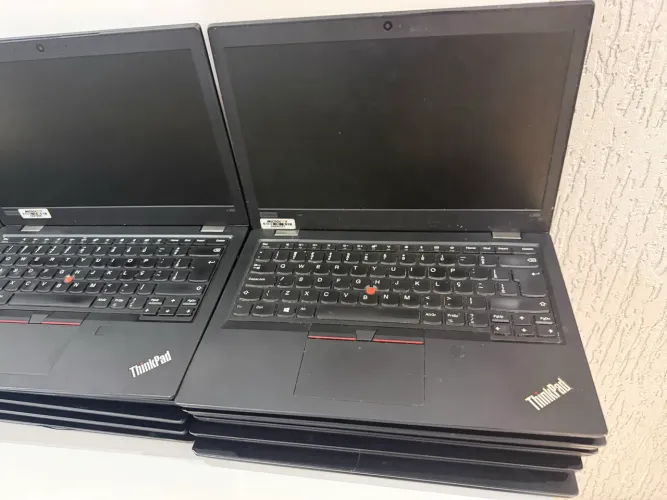 Lote 30 notebook Thinkpad i7 8 Th 8GB SSD Tudo ok
