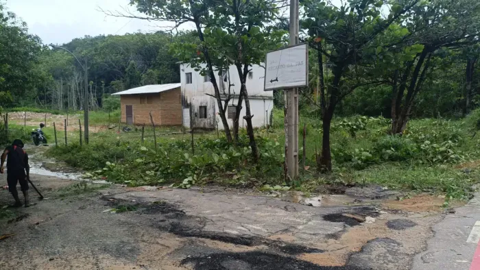 Imóvel para aluguel tem 82 metros quadrados com 2 quartos em Garça Torta - Maceió - AL