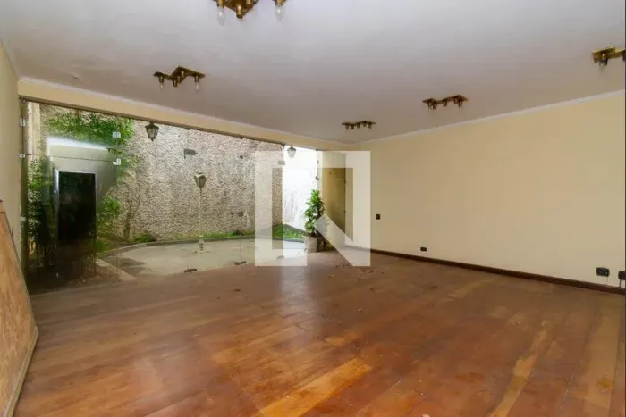 Casa à Venda - Vila Prudente, 3 Quartos, 700 m2