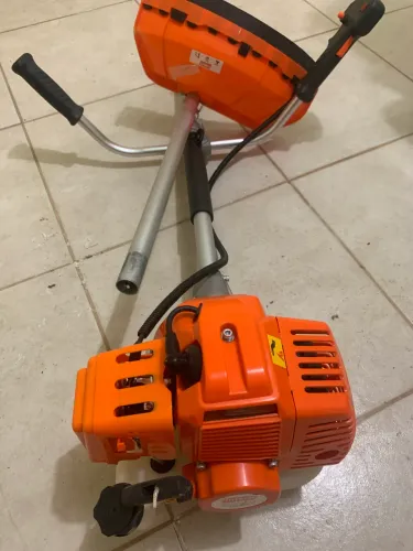 Rossadeira a gasolina 