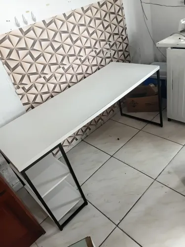 Escrivaninha estilo industrial