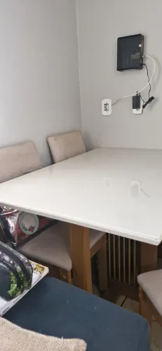 Mesa tampão vidro,  4 cadeiras