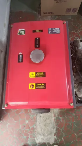 GERADOR DE ENERGIA A DIESEL MOD. BD15000E3 G2 TRIF.<br><br>220V (BRANCO)