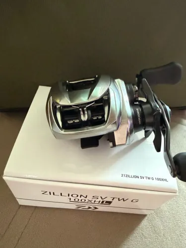 Carretilha daiwa zillion tw g 100