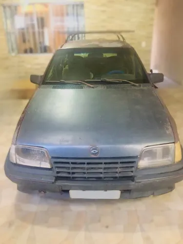 Chevrolet Ipanema GL 1.8 MPFI / EFI /SL 4P 1994