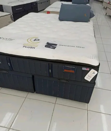 "Stearns Foster" Cama de Luxo baú subdividido king + colchão mola ensacada.