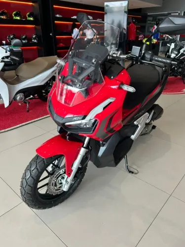 HONDA ADV