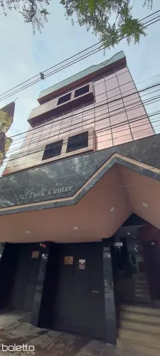 SALA COMERCIAL COM VAGA COBERTA, ELEVADOR NA JOSÉ BONIFÁCIO . ED 741 PARK CENTER