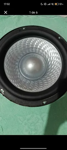 Vendo alto falante emborrachado 
