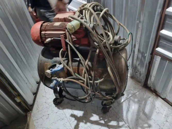 Compressor