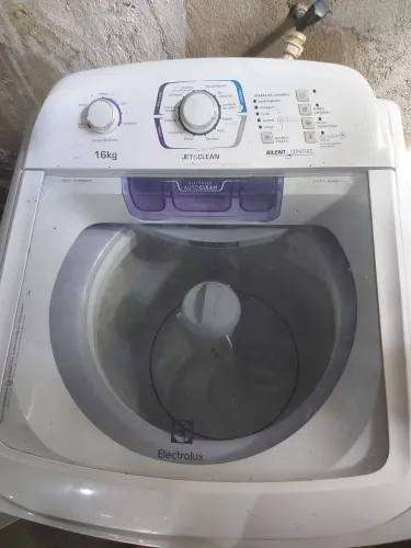 Lavadora de roupas Electrolux 16kg 