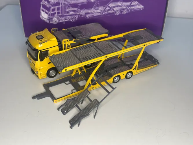 Mercedes Benz Actros GigaSpace Cegonha - UNIQUE MODEL 1:64