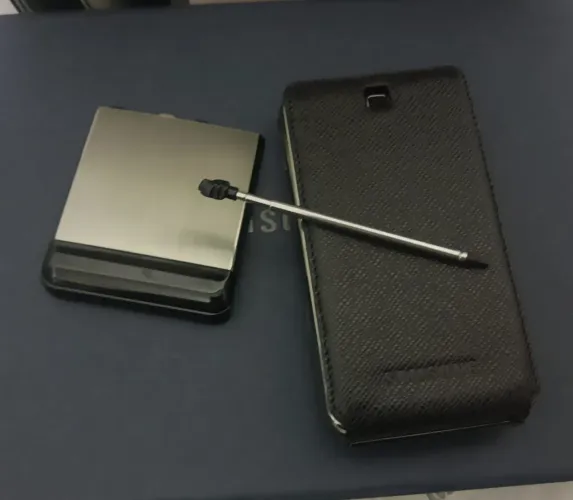 Samsung toutch Wiz celular antigo raríssimo na caixa completo Flip couro 