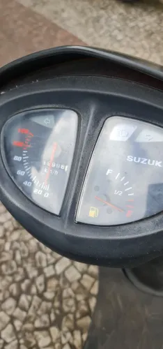 BURGMAN/125 POUCO RODADA