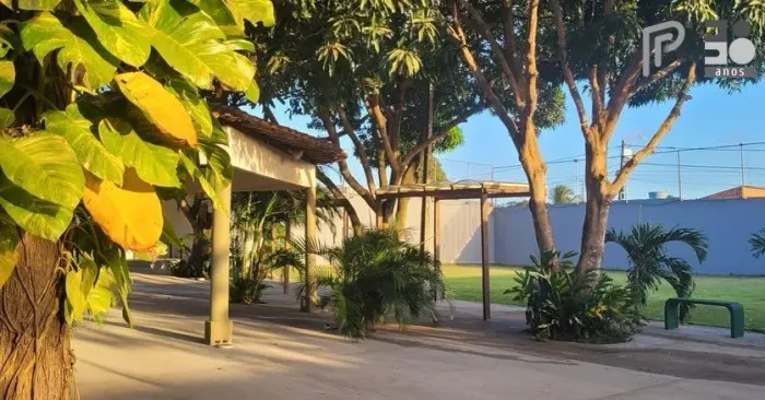 Casa com 5 dormitórios à venda, 2700 m² por R$ 1.700.000,00 - Turu - São Luís/MA