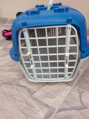 CAIXA DE TRANSPORTE DE ANIMAIS (PEQUENO PORTE)
