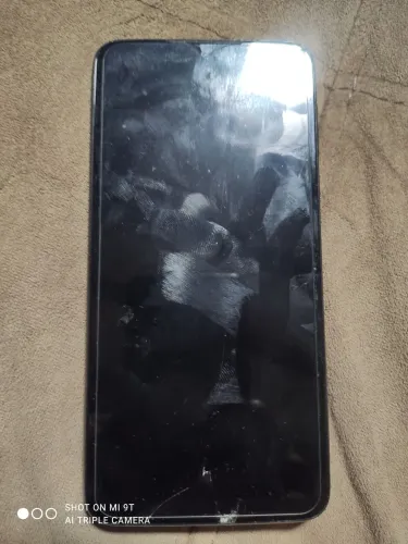 Moto G8 play