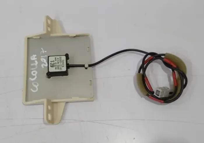 Sensor De Navegação Corolla 2015 - 2018 / *0